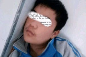 北京一学校学生昼夜玩王者荣耀白天睡，夜战天亮