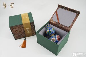 《完美世界诸神之战》预约【逐鹿千金】特色服，这次真送钱