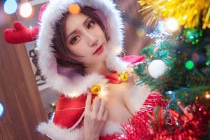 王者荣耀COS秀：貂蝉的圣诞恋歌cos，炒鸡美(¯﹃¯)