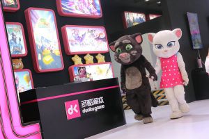 良心游戏《汤姆猫跑酷》关注儿童交通安全