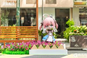 《碧蓝航线》平行港区·大学路限时步行街 现场直击！