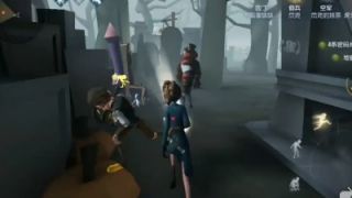 【第五人格搞笑时刻】当你蹲在窗子底下和屠夫一起翻窗会怎样？？？