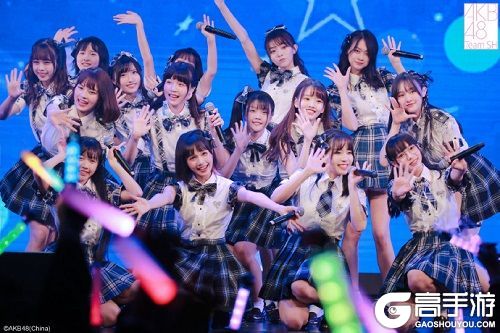 AKB48 Team SH演唱会元气召开 正版手游火热预约中