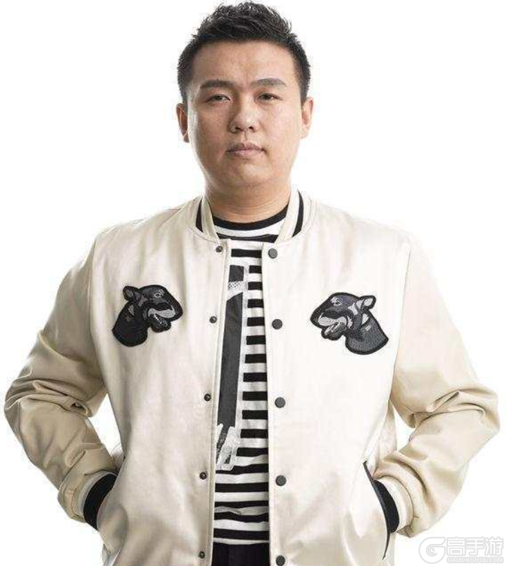 梦幻西游：老王COS女装衣服用超大号，扬言要让观众看出阴影!