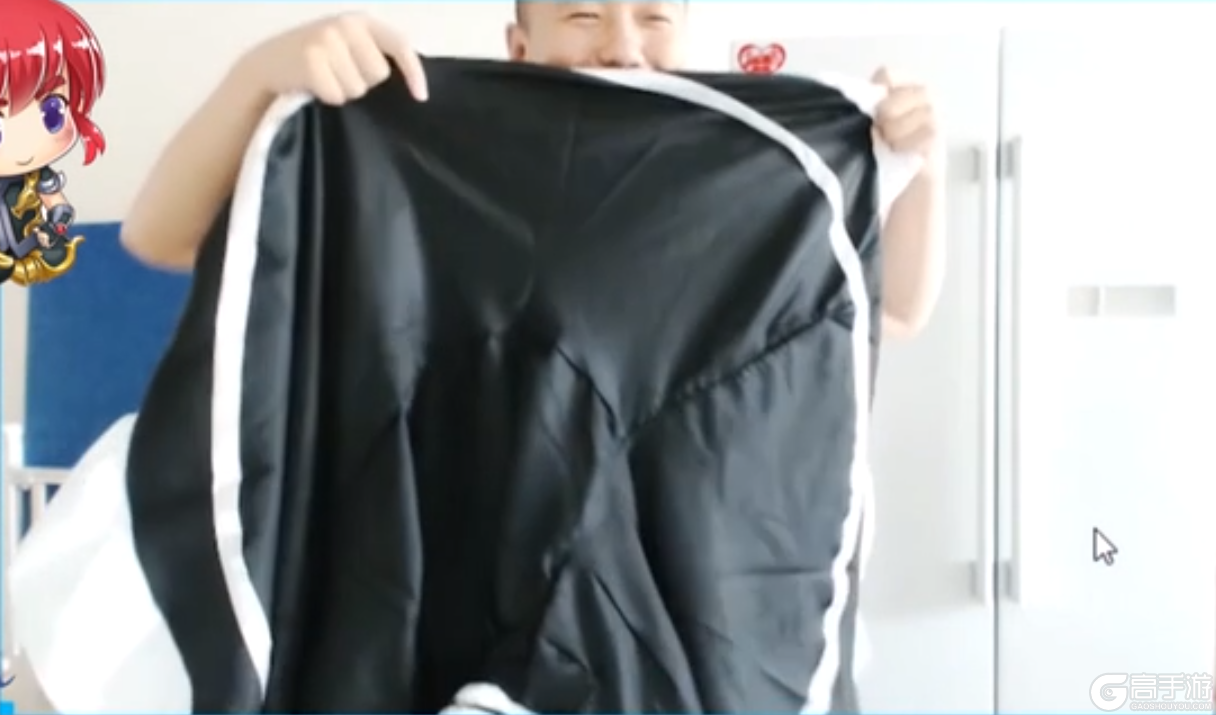 梦幻西游：老王COS女装衣服用超大号，扬言要让观众看出阴影!