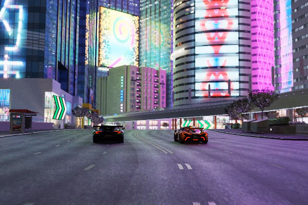 《狂野飙车9》新手操作指南：智能操作与手动操作模式的建议