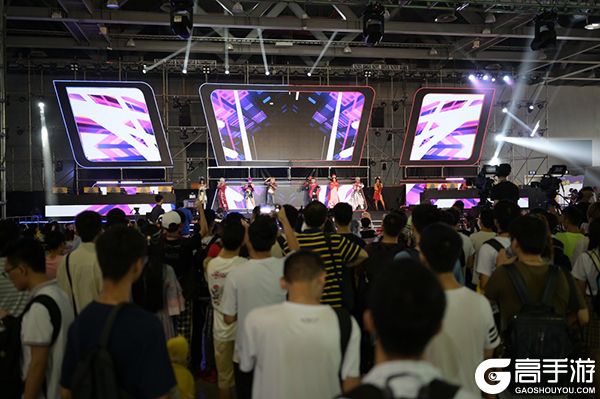 WUCG2019中国南区决赛落幕，双冠王海口经济学院称霸